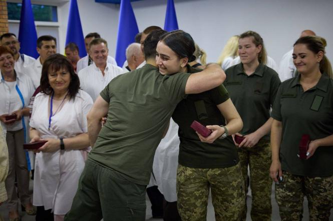 Жінки в Україні мають стати на військовий облік з 1 жовтня: кого це стосується