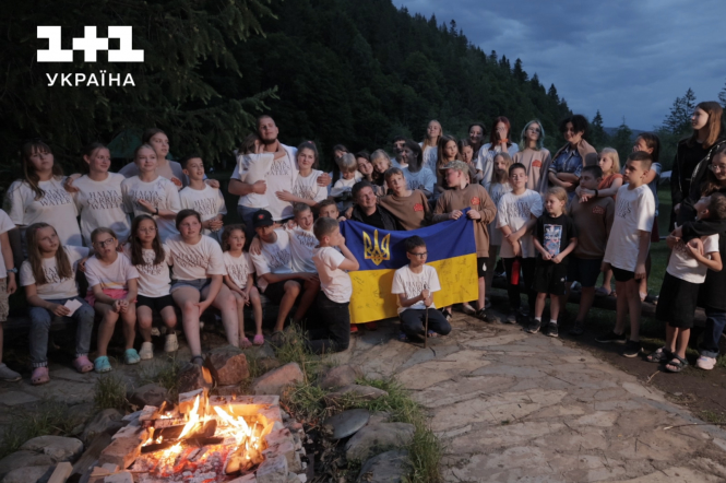  Світ навиворіт. Україна: у спецвипуску розповіли історії дітей, батьки яких загинули під час війни 