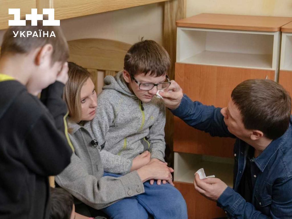Не пропустіть ексклюзивний репортаж "Світу навиворіт. Україна" про життя дітей в дитбудинках