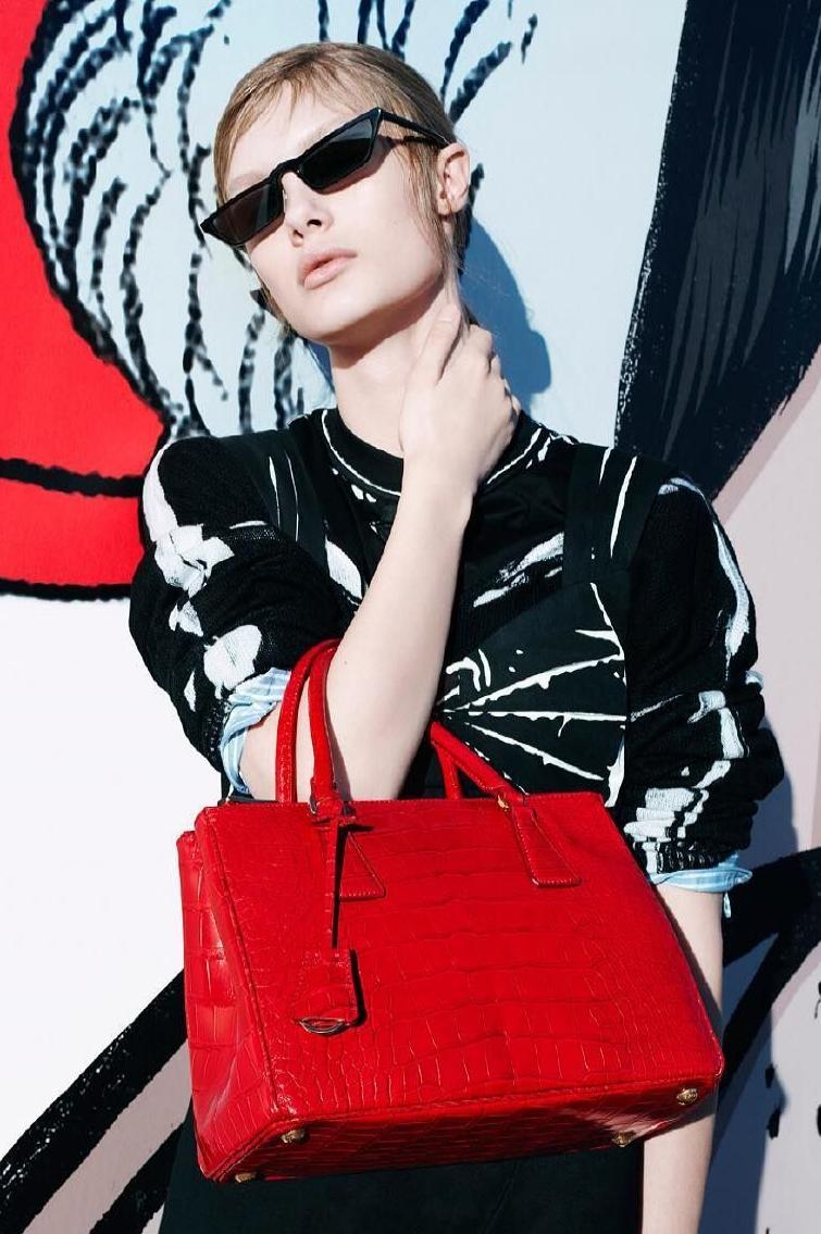 @prada